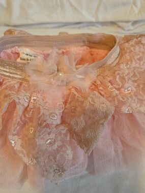Elly & Emmy Pink Lace & Tulle Baby Dress with Pearl Accent SZ 0-12M